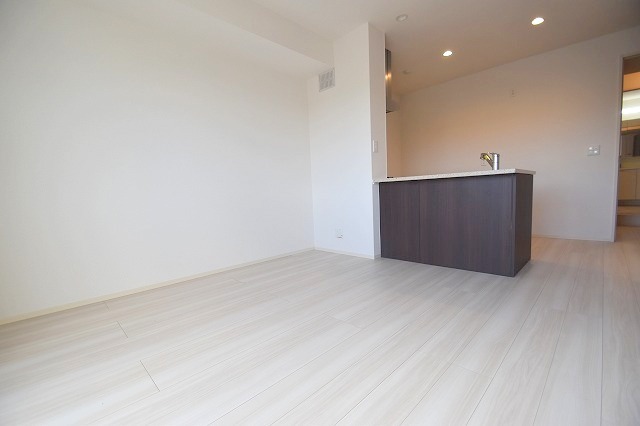 その他部屋・スペース　広々リビング・対面キッチン