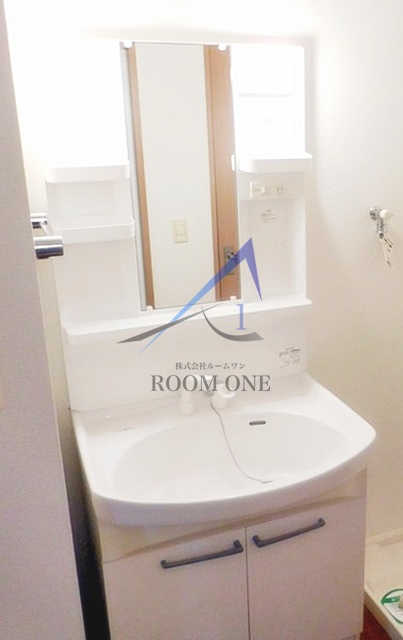 洗面設備　洗面台です。