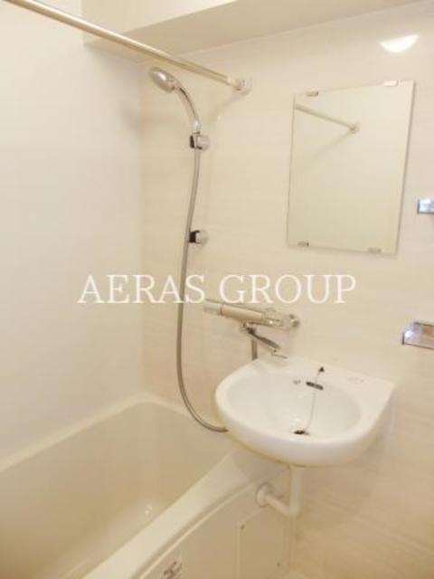 バス・シャワールーム　同仕様参考写真