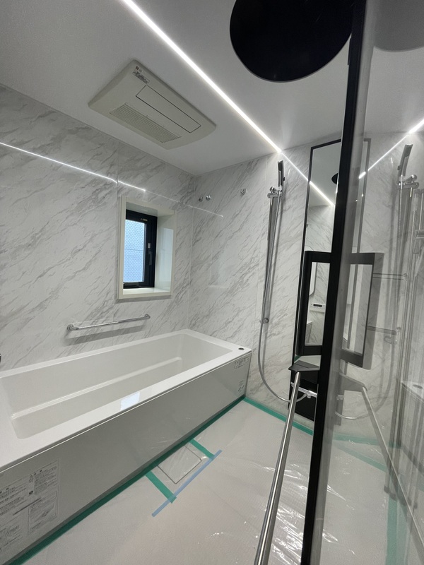 バス・シャワールーム