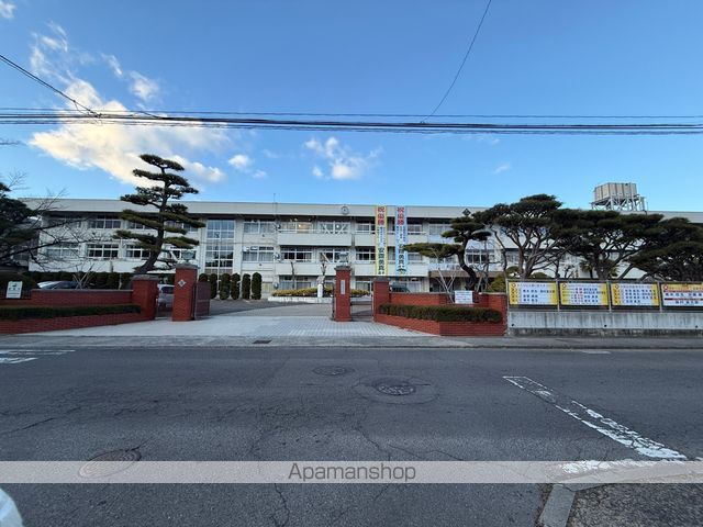 小学校　二本松市立二本松北小学校（小学校）まで1865m