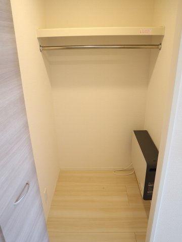 収納　お洋服もたくさんしまえますよ