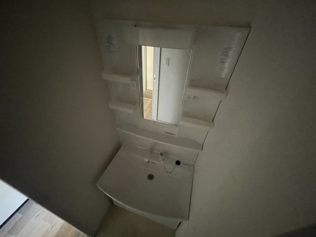 洗面設備　同物件別部屋写真