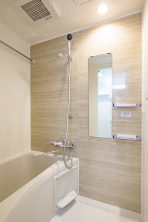 バス・シャワールーム　風呂