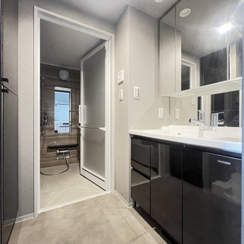 洗面設備　同仕様タイプです