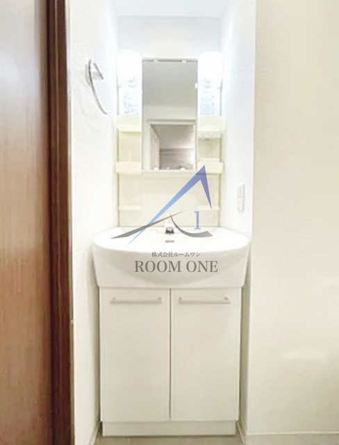 洗面設備　洗面台です。