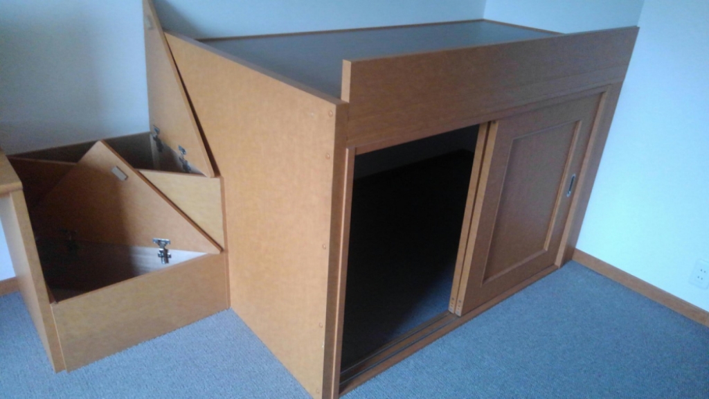 その他部屋・スペース　収納付きベッド