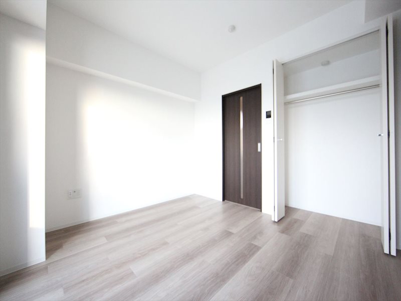 居室・リビング　洋室6.5帖　クローゼット付