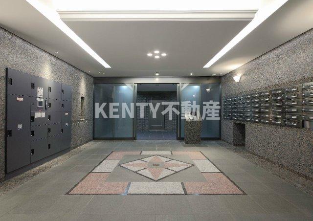 ロビー　落ち着いたロビーです