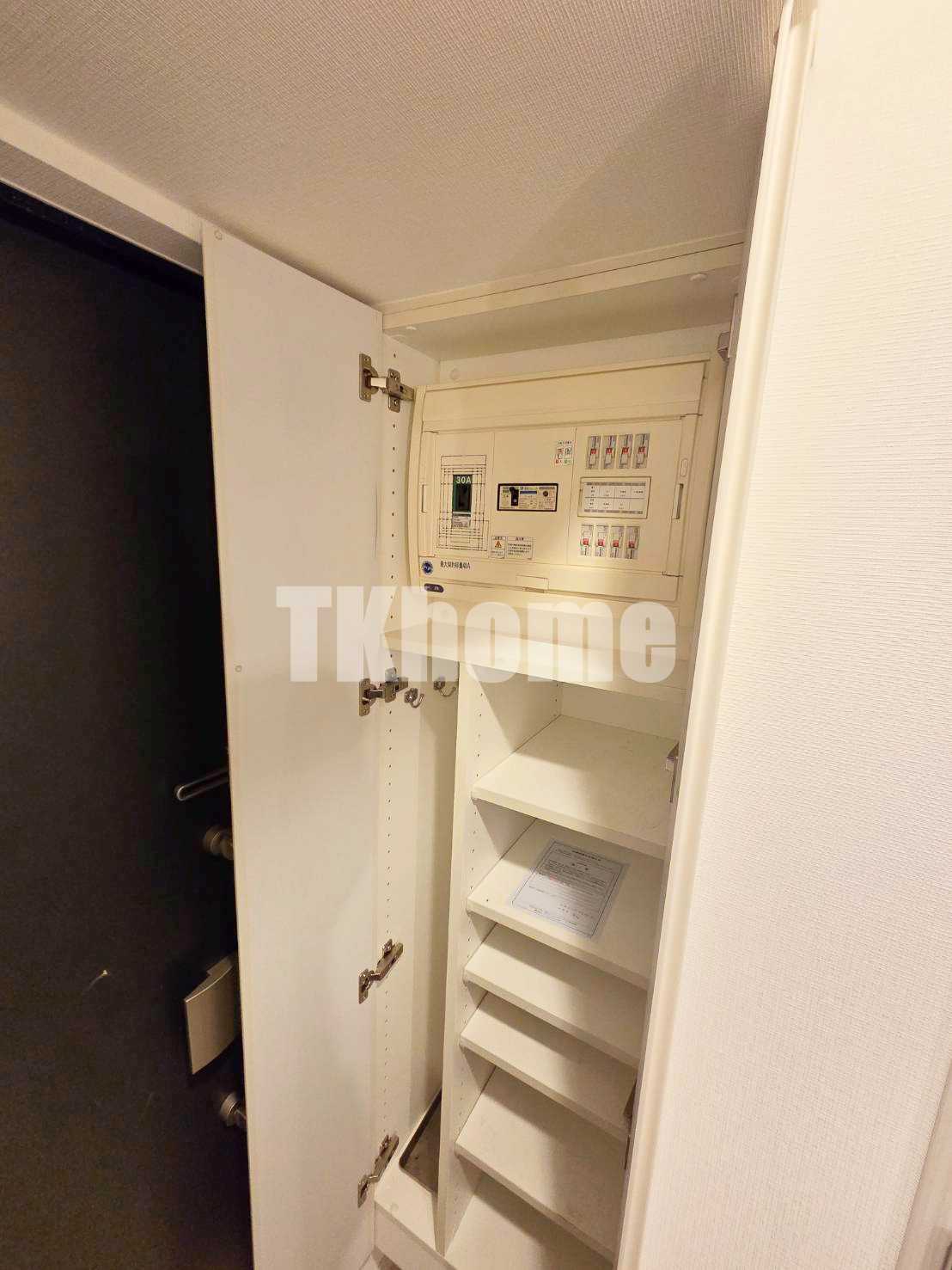 玄関　シューズボックス※同建物参考画像になります。