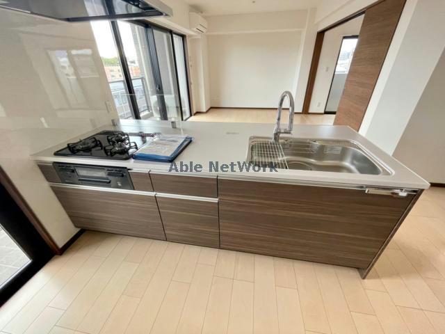 キッチン　同型タイプ　現況優先