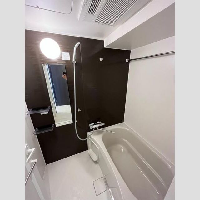 バス・シャワールーム　バスルーム