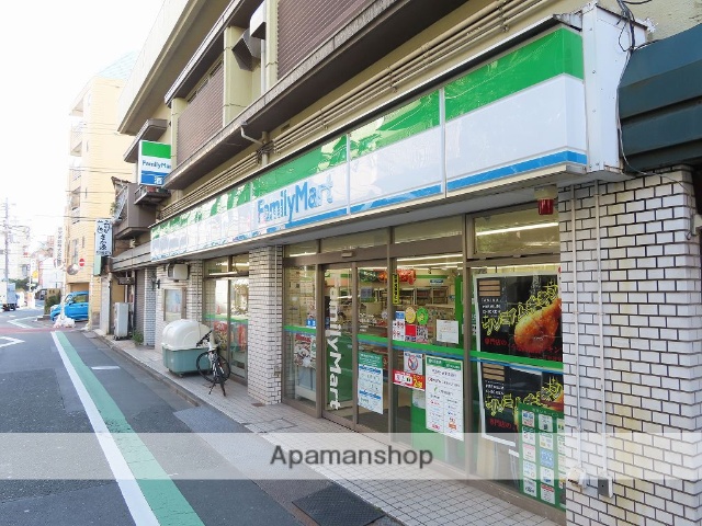 コンビニ　ファミリーマート（コンビニ）まで454m