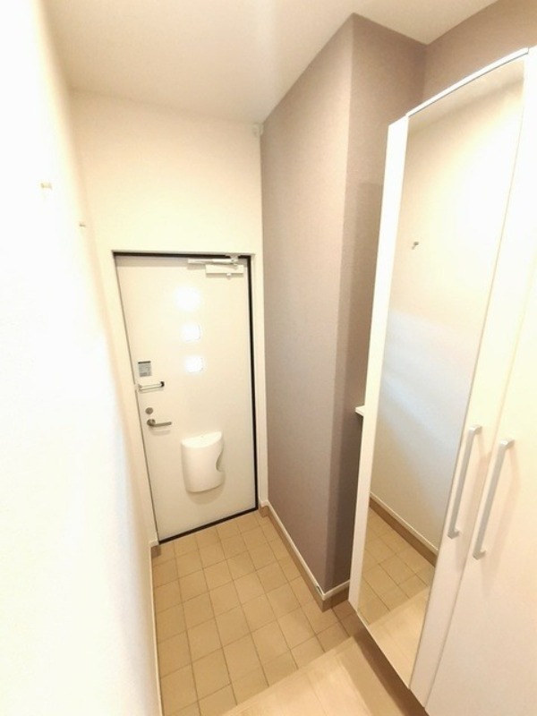 玄関　図面と現状に相違がある場合には現状を優先