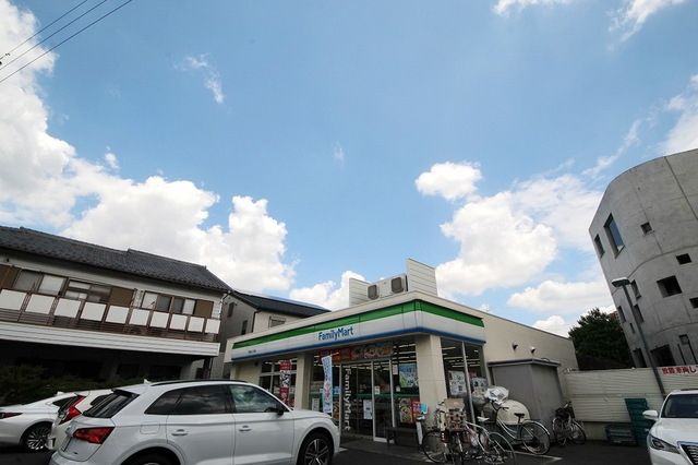 コンビニ　ファミリーマート下落合二丁目店（コンビニ）まで481m