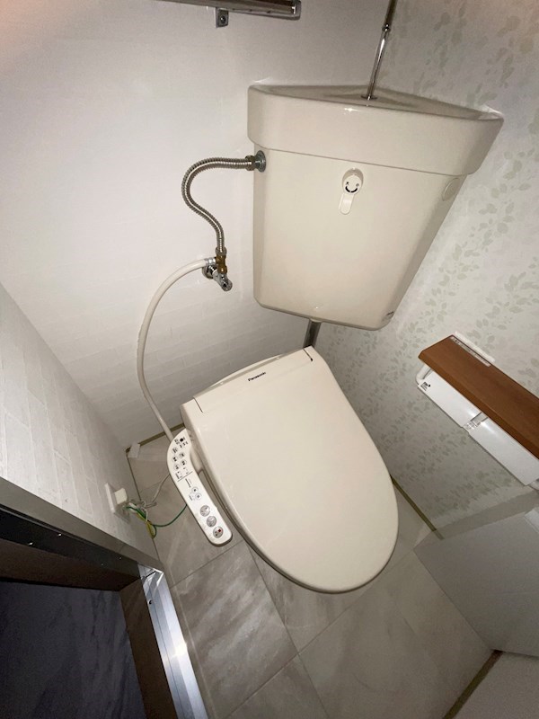 トイレ　※同タイプの他のお部屋です