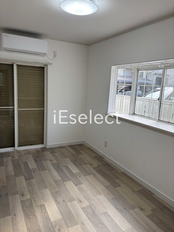 居室・リビング　2面採光で明るいお部屋です