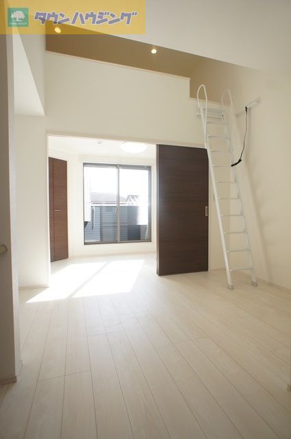 居室・リビング　現地待ち合わせ歓迎♪お問合せはタウンハウジング千葉店まで！