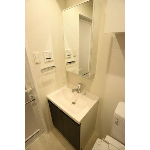 洗面設備　同仕様