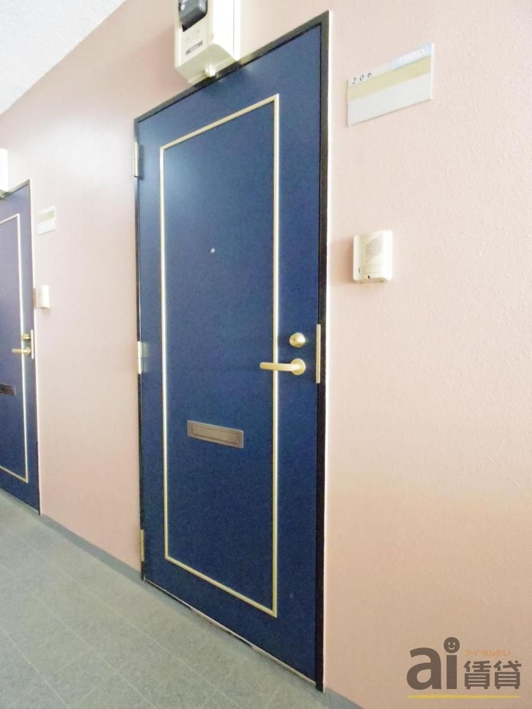 エントランス　キッチン