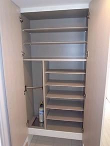 玄関　シューズボックス