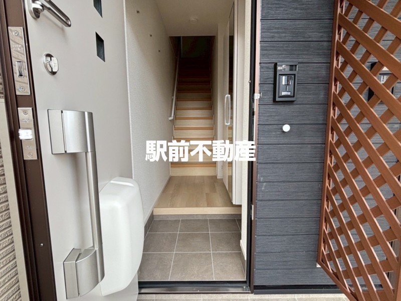 玄関　類似物件
