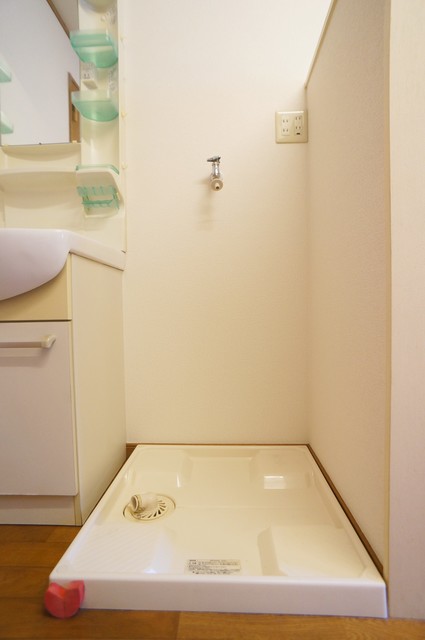 その他　洗濯機置場には防水パンを設置！水漏れも安心です◎