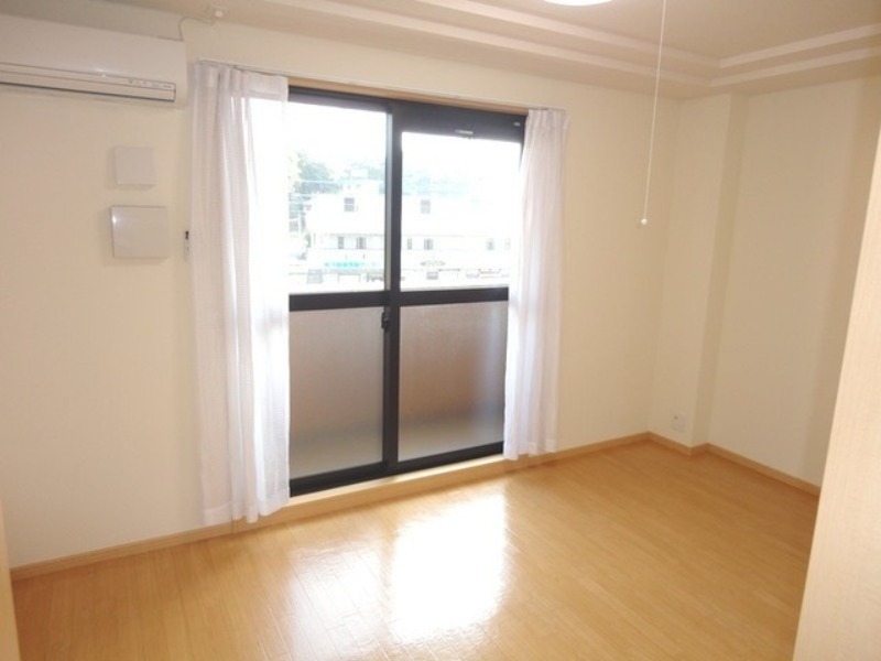 居室・リビング　図面と現状に相違がある場合には現状を優先