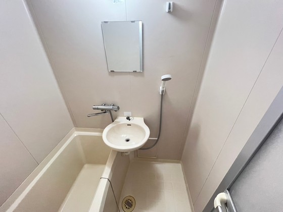 洗面設備　※別部屋の写真です