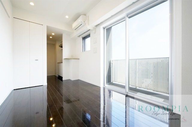 居室・リビング　物件画像