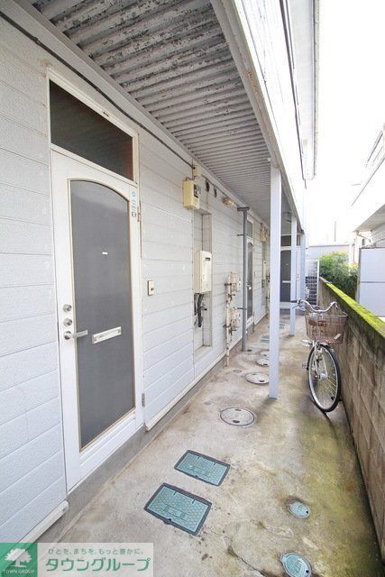 エントランス　エントランスまわり