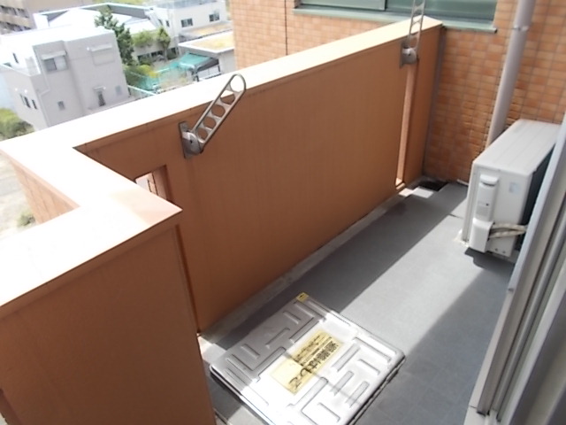 バルコニー　日当たり良好です。