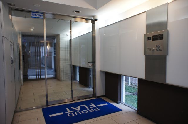 エントランス　オートロック