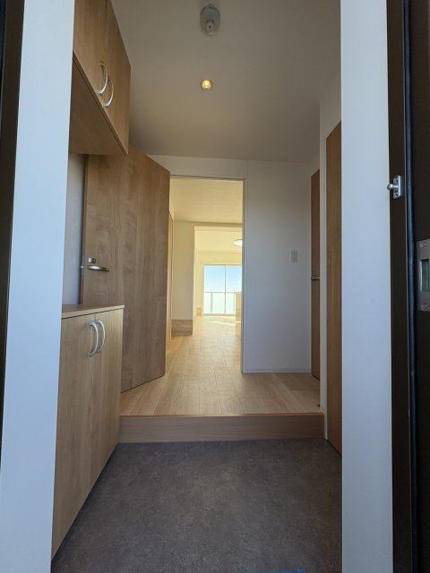 玄関　※同タイプ参考