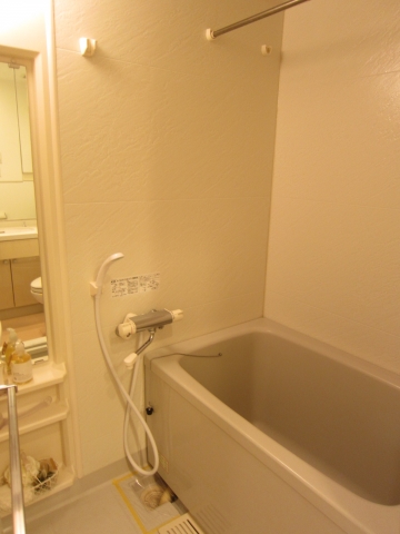 バス・シャワールーム　※モデルルーム・家具はつきません