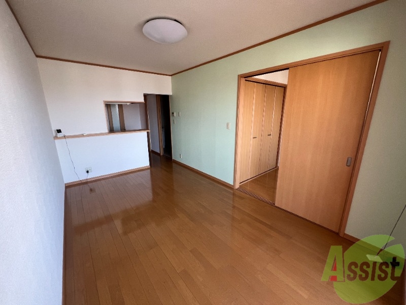 居室・リビング　ＬＤＫは１０．５帖で広々快適に過ごせそうです。