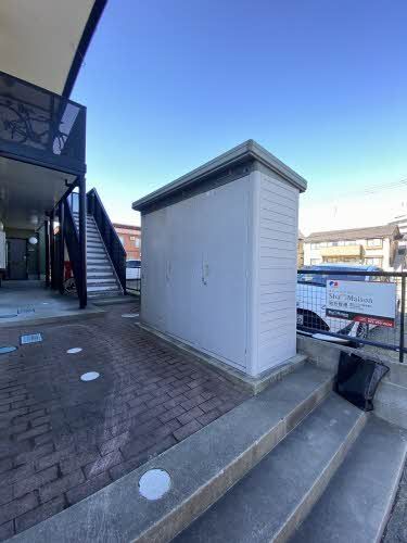 建物外観　ストッカー