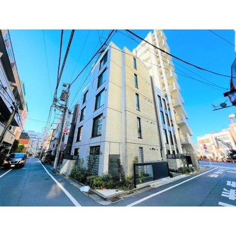 建物外観　LAPiS Park 四谷三丁目