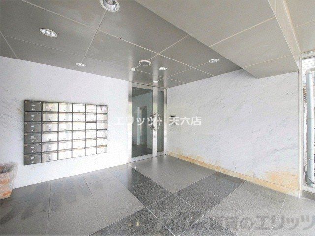 ロビー　エントランス