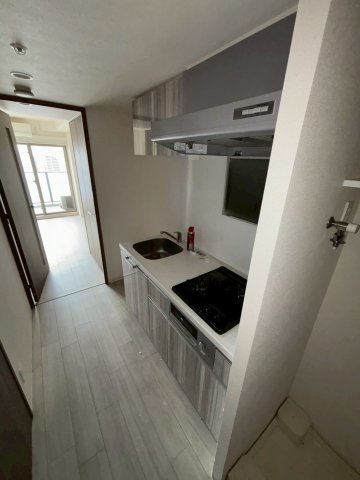 キッチン　同物件別部屋写真