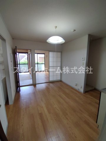 居室・リビング　別部屋写真です。