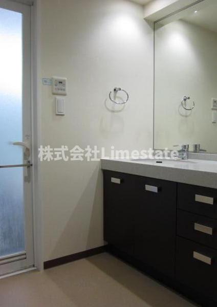 洗面設備　別部屋参考写真