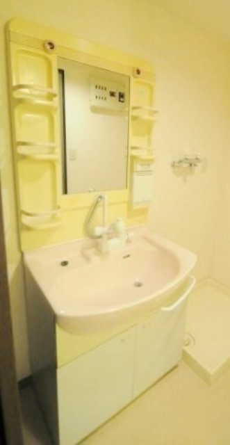 洗面設備　別部屋同仕様タイプ