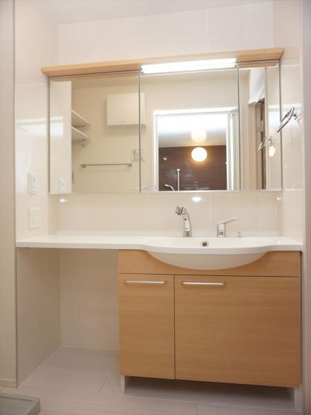 洗面設備　洗面所