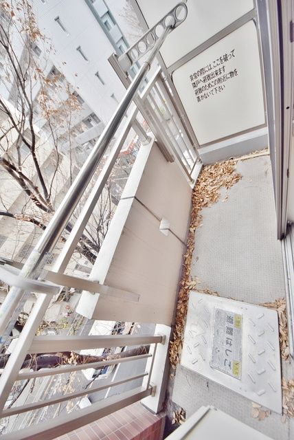 バルコニー　★洗濯物はこちらへ★