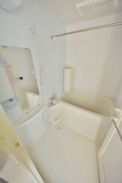 バス・シャワールーム　★すっきりきれいなバスルームです★