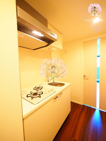 キッチン　同一仕様・反転タイプ