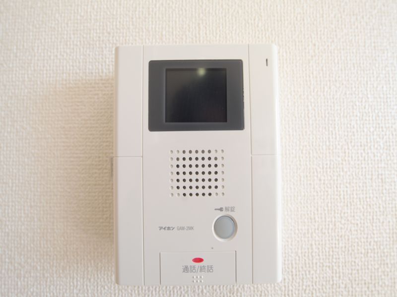 セキュリティ　モニター付きインターホン