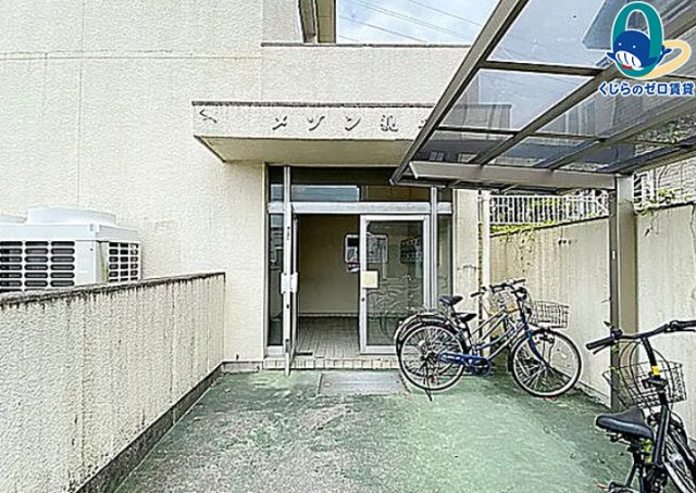 エントランス　初期費用分割可★ご希望の場所まで無料送迎サービス付♪