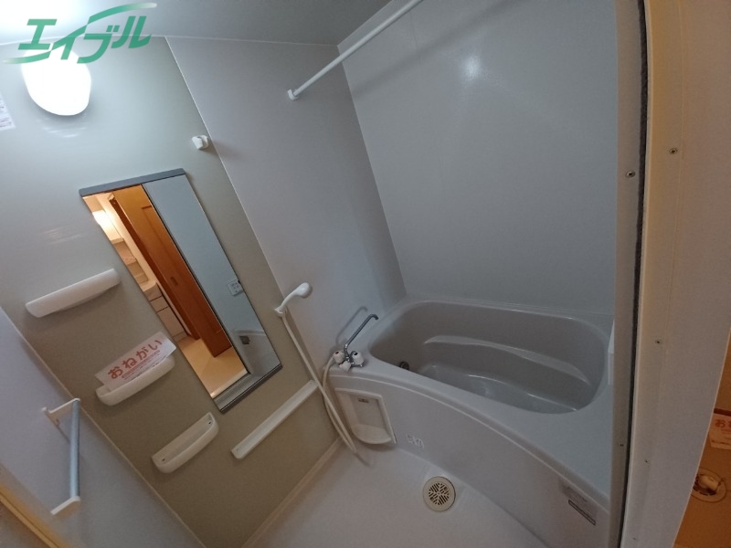 バス・シャワールーム　同型参考写真